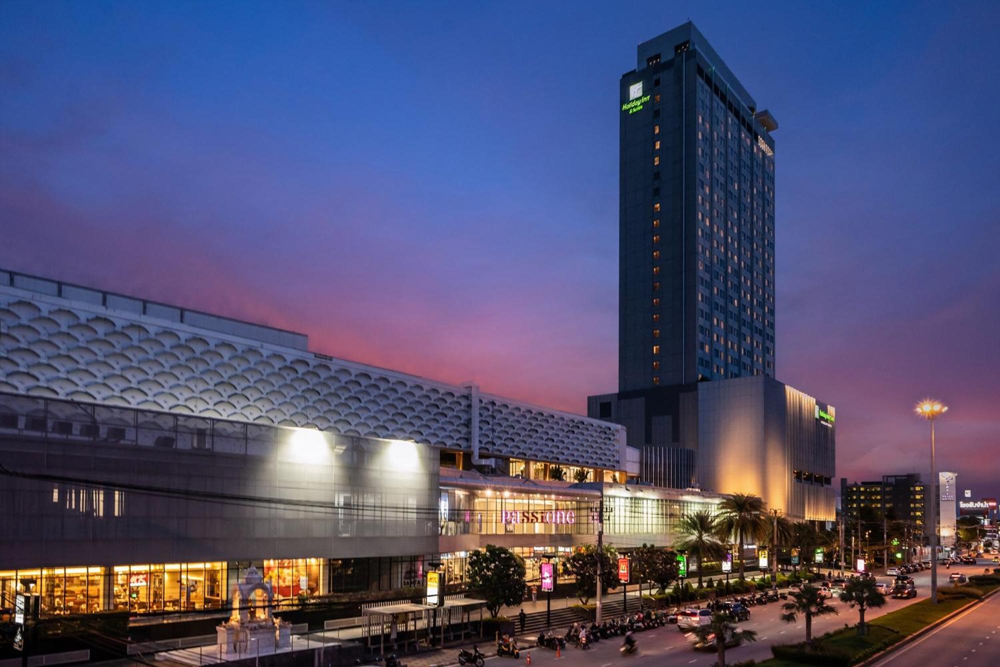 Holiday Inn & Suites Rayong City Centre By Ihg Ngoại thất bức ảnh