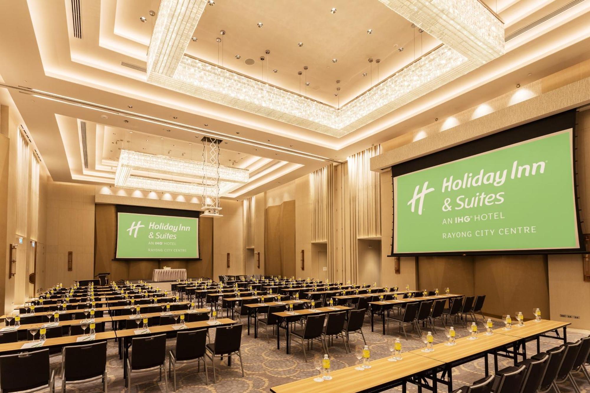 Holiday Inn & Suites Rayong City Centre By Ihg Ngoại thất bức ảnh