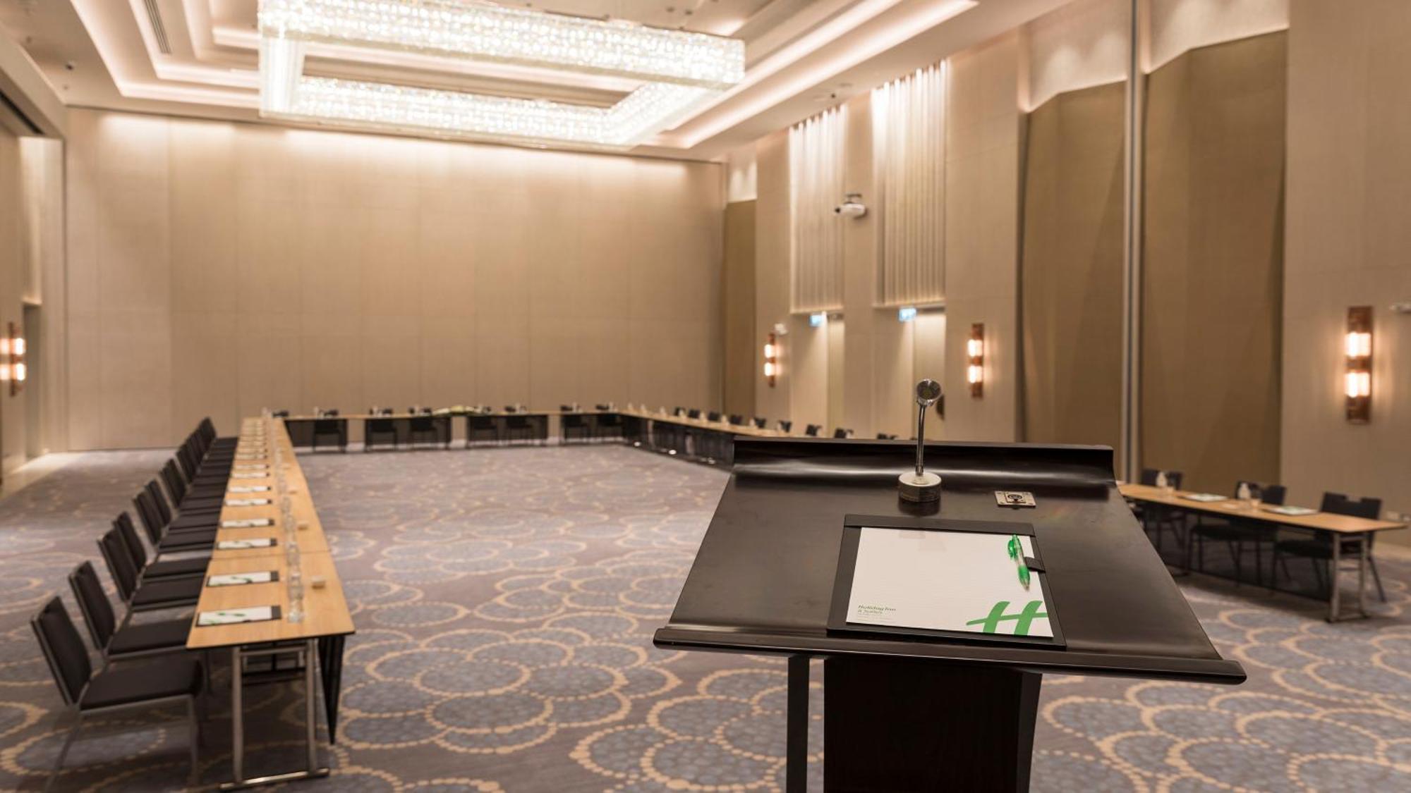 Holiday Inn & Suites Rayong City Centre By Ihg Ngoại thất bức ảnh