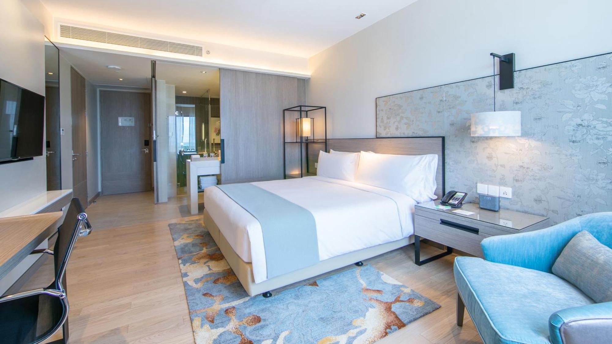 Holiday Inn & Suites Rayong City Centre By Ihg Ngoại thất bức ảnh